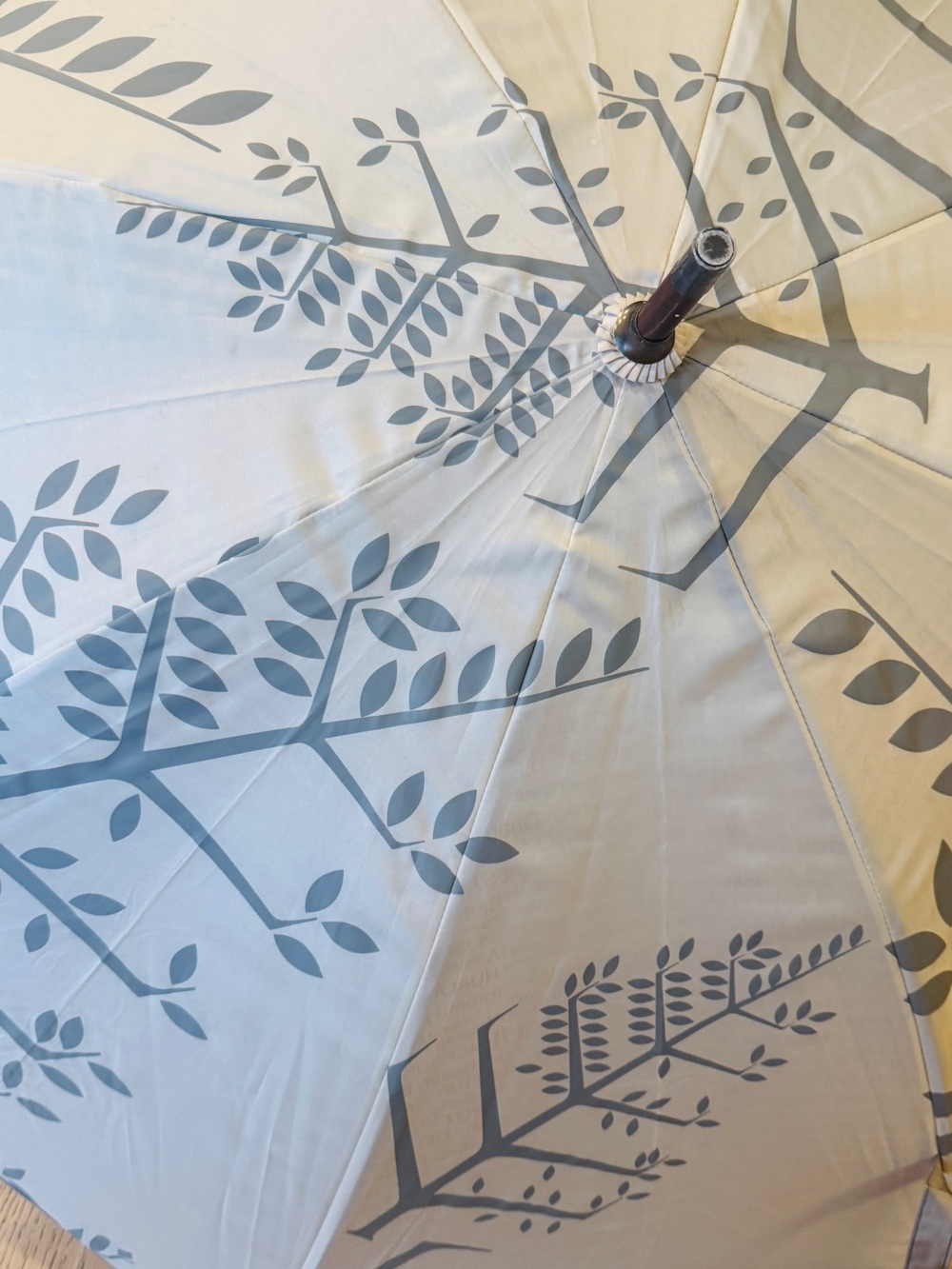 Four Seasons Luxury large Umbrella from Lanai Hawaii - Picture 3 of 10